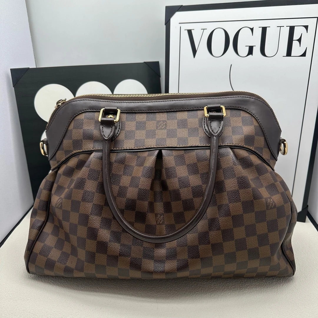 95新 LouisVuitton/路易威登  trevi中号棕色棋盘格饺子包10年