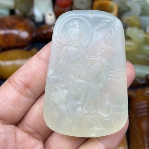 蛇纹石玉未镶嵌颈饰62