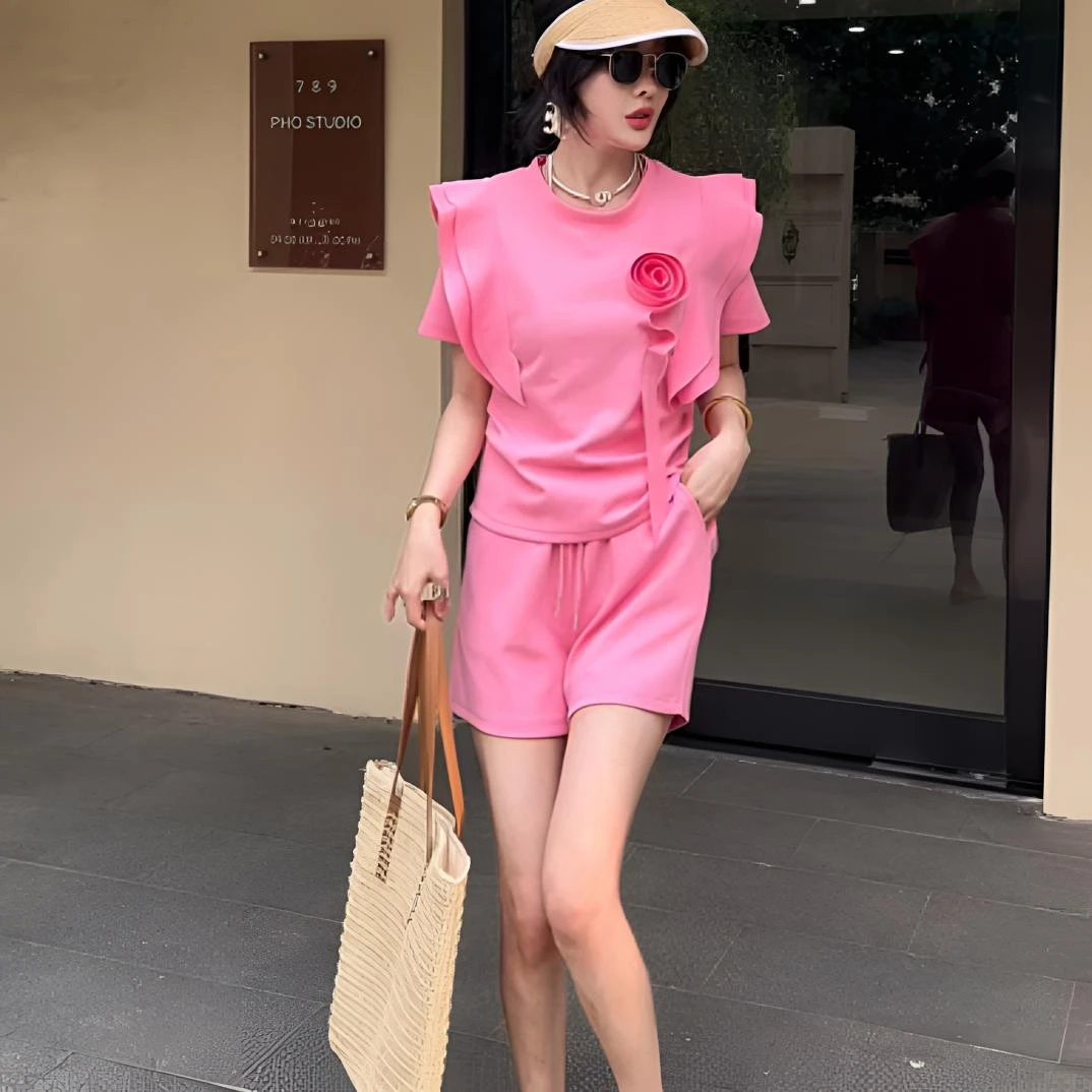 高级感女夏时尚休闲粉色立体花朵圆领上衣配短裤套装夏季短袖