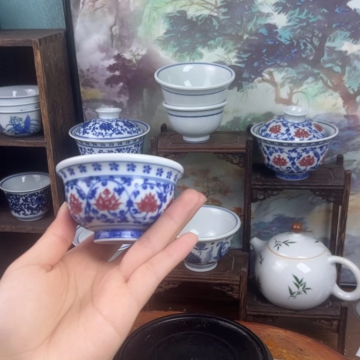 其他瓷缠枝莲釉里红小压手