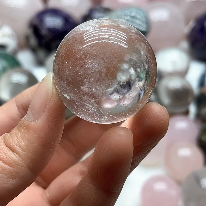 水晶72克白水晶球未镶嵌