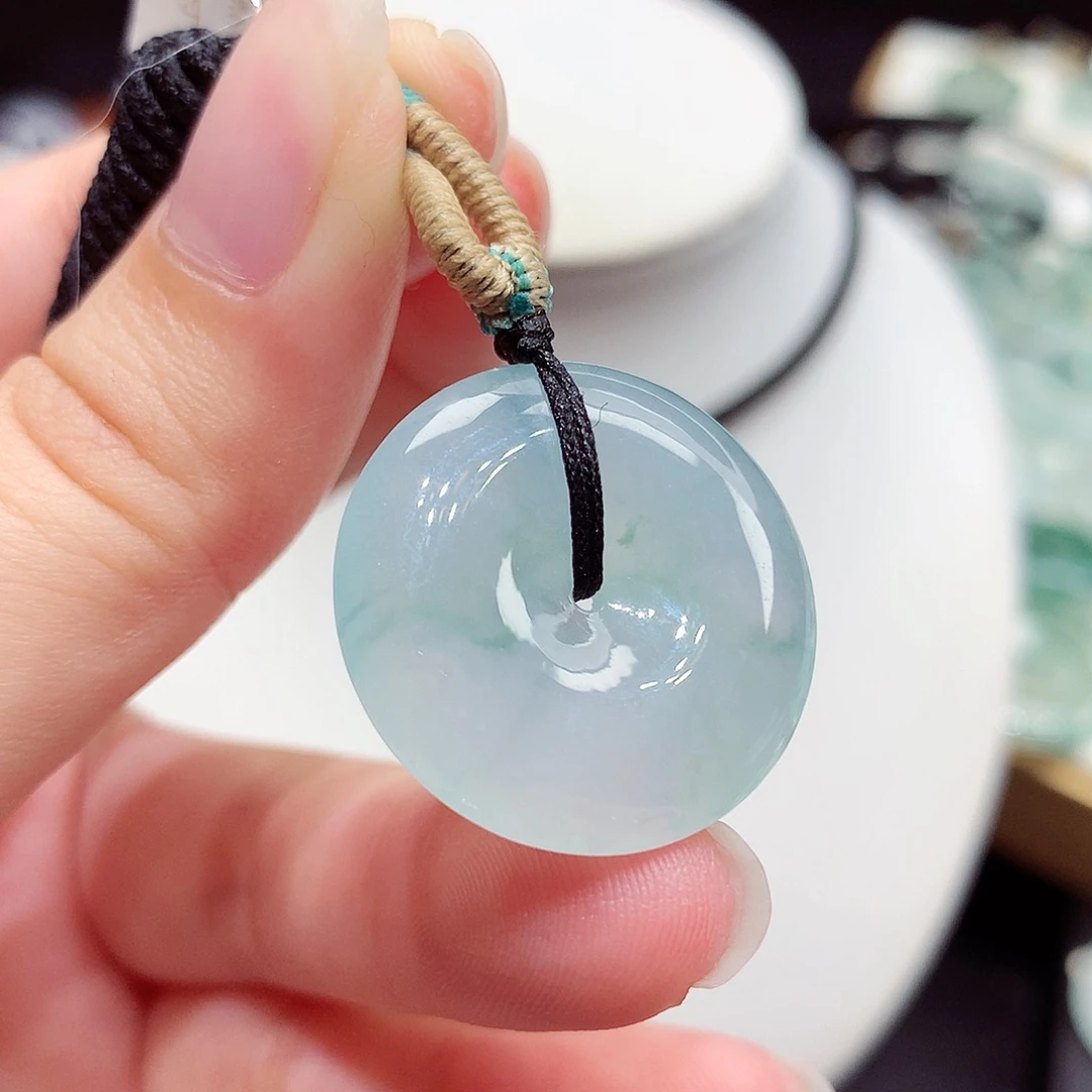 颈饰未镶嵌翡翠翡翠8，23.8/5.6