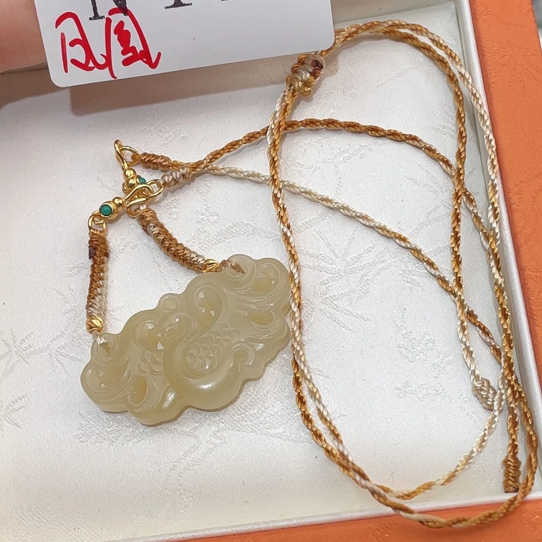 和田玉未镶嵌珠宝半成品N143