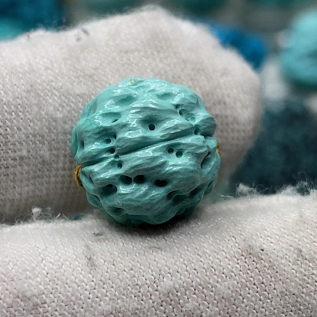 绿松石未镶嵌天然原矿 带武汉地大证书