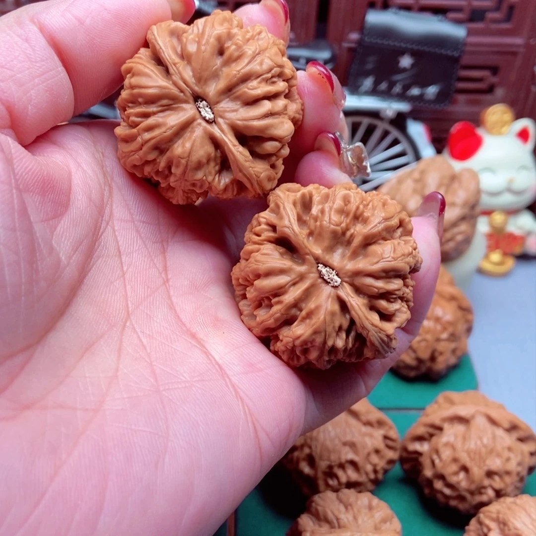 文玩核桃吊坠平谷球筋41