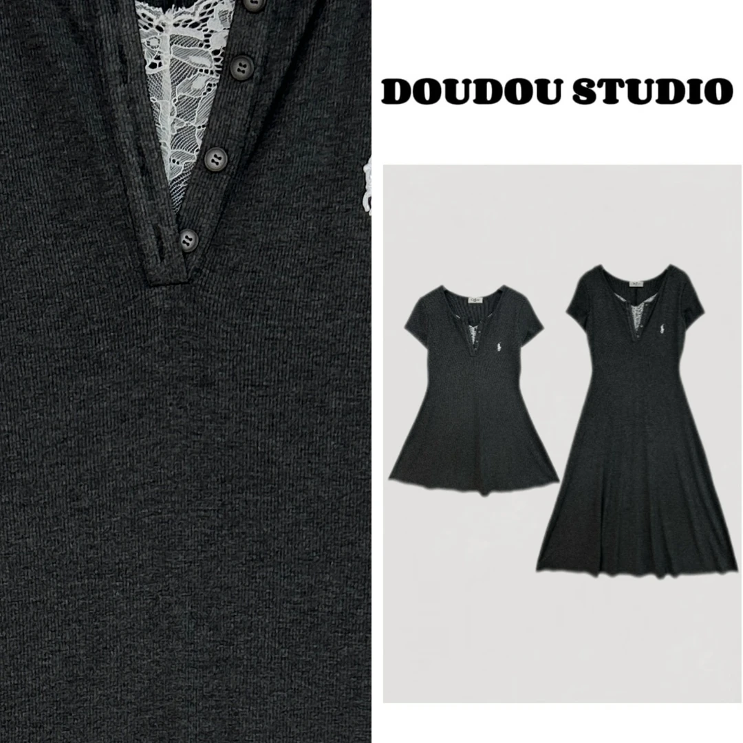 【兜兜】纸片人春夏新款小标蕾丝拼接设计师显瘦连衣裙 210187