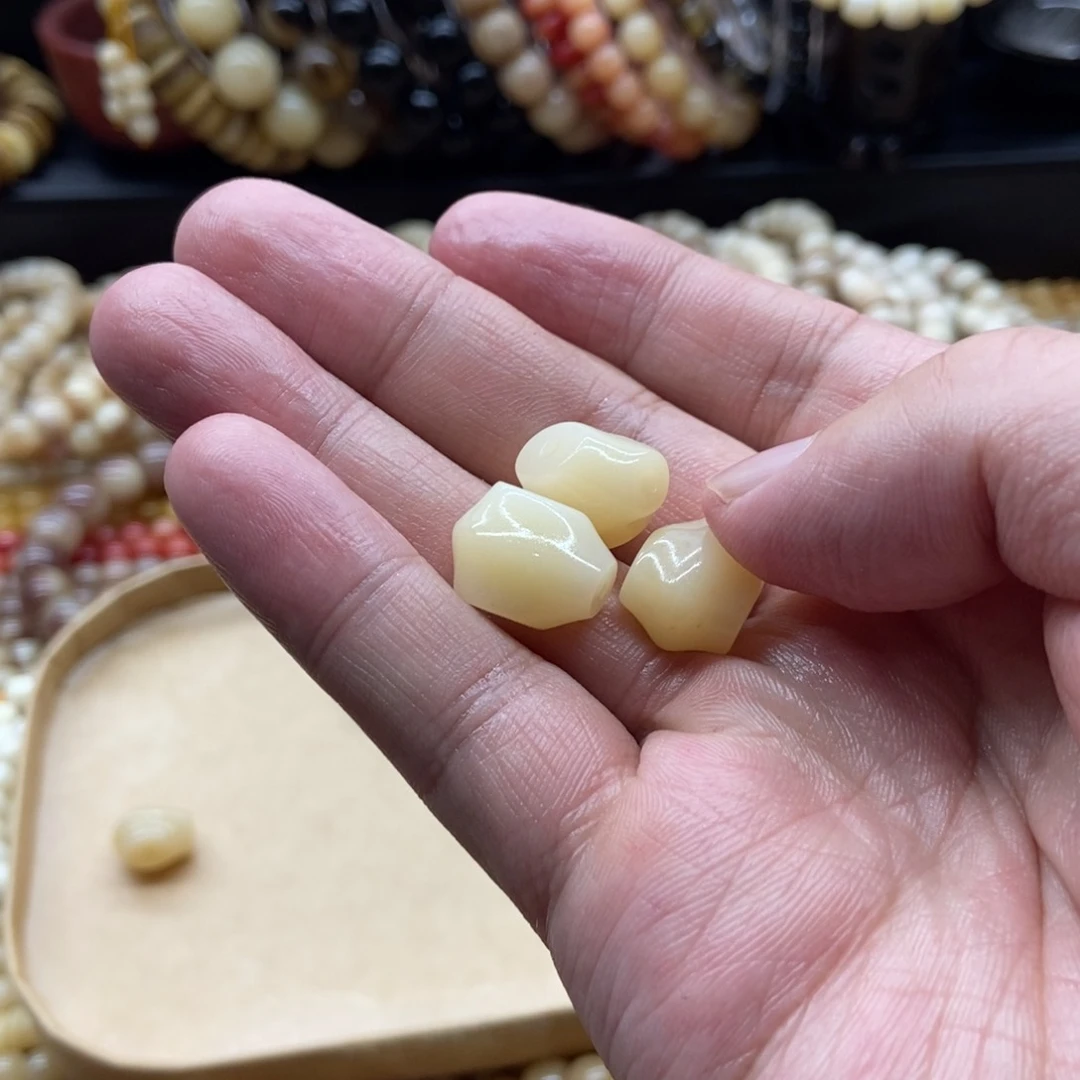 驼骨手串/手链三通