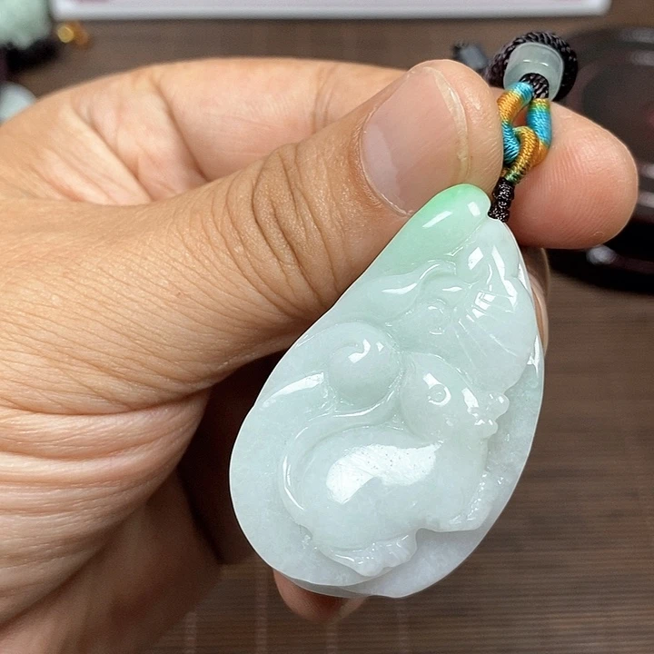 颈饰未镶嵌翡翠天然翡翠玉A货配证书