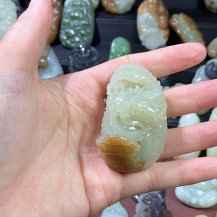 颈饰未镶嵌和田玉