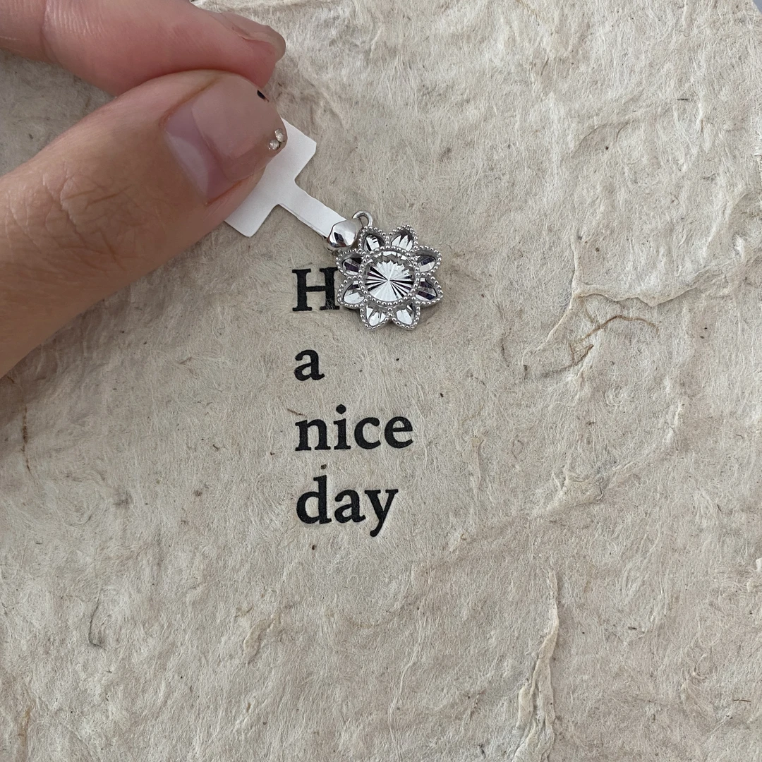 铂金950太阳花吊坠