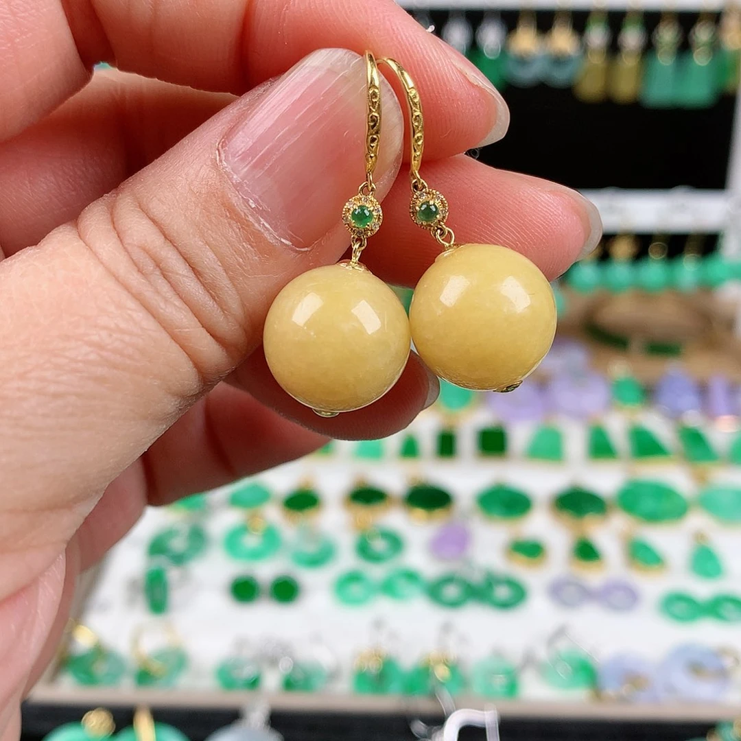 翡翠耳饰18K金镶嵌的