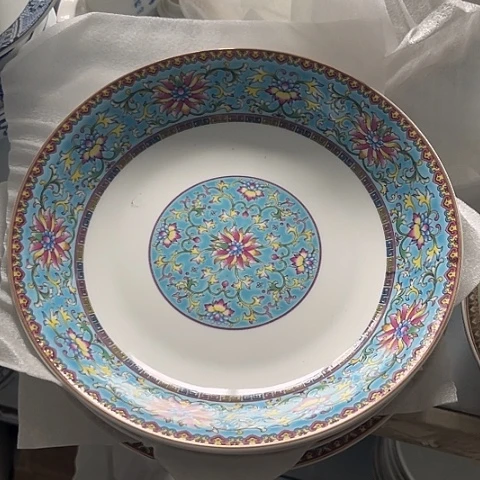 陶瓷8寸深窝盘一个