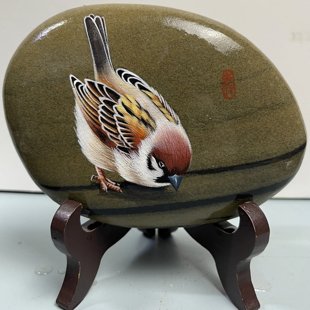 创意可爱全手工手绘麻雀石头画桌面摆件