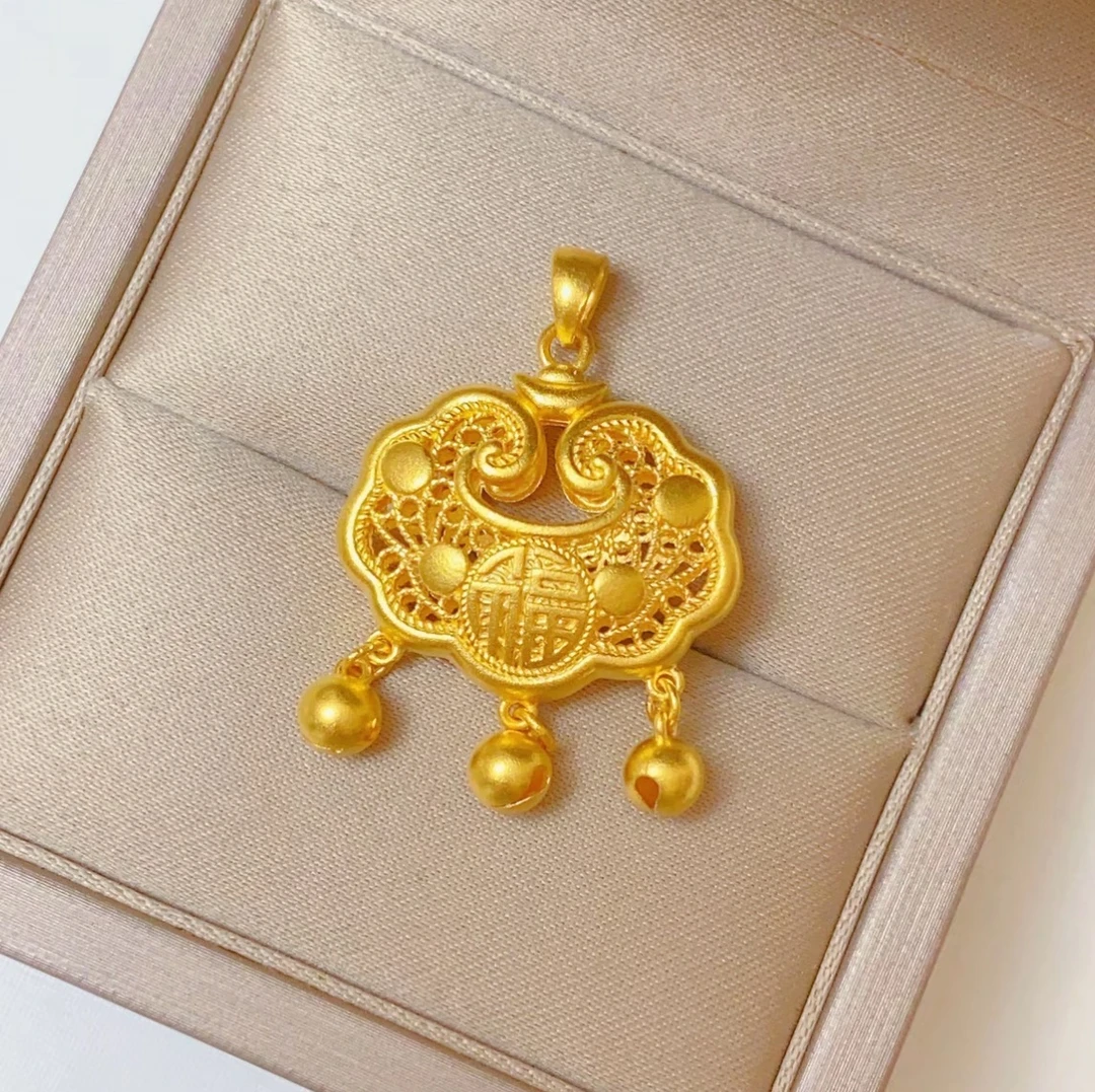 【水贝隆盛祥珠宝】足999金铃铛古法锁包吊坠精致时尚