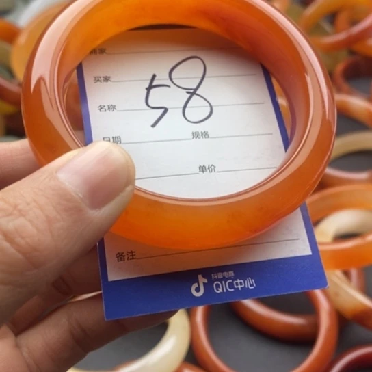 石英质玉未镶嵌手镯