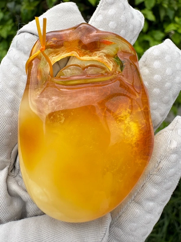 假一赔十，天然琥珀蜜蜡雕刻件，蜜蜡把把壶 编号：105 多样性发