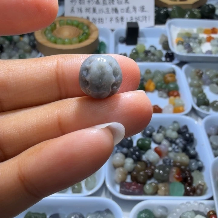 未镶嵌和田玉珠宝半成品