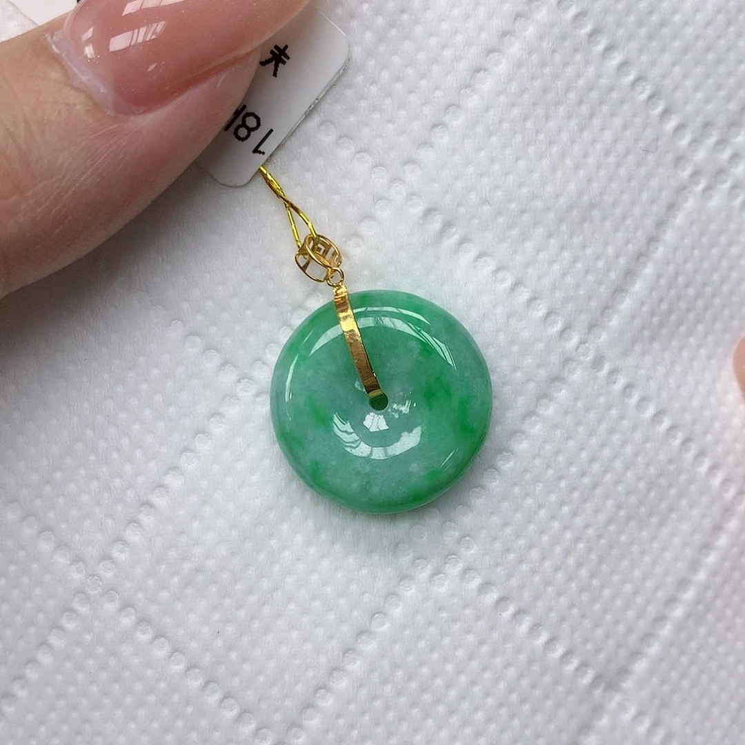 颈饰18K金镶嵌翡翠