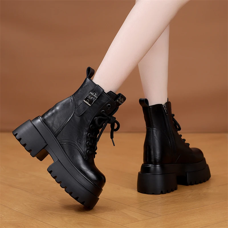 12CM厚底高跟马丁靴女2025秋冬新款英伦百搭小个子增高配裙子短靴