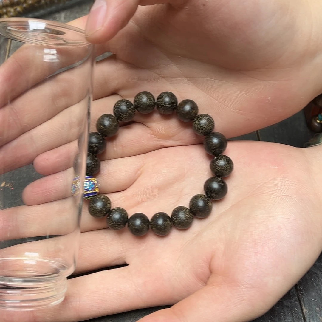 大叶紫檀（黑酸枝木类）