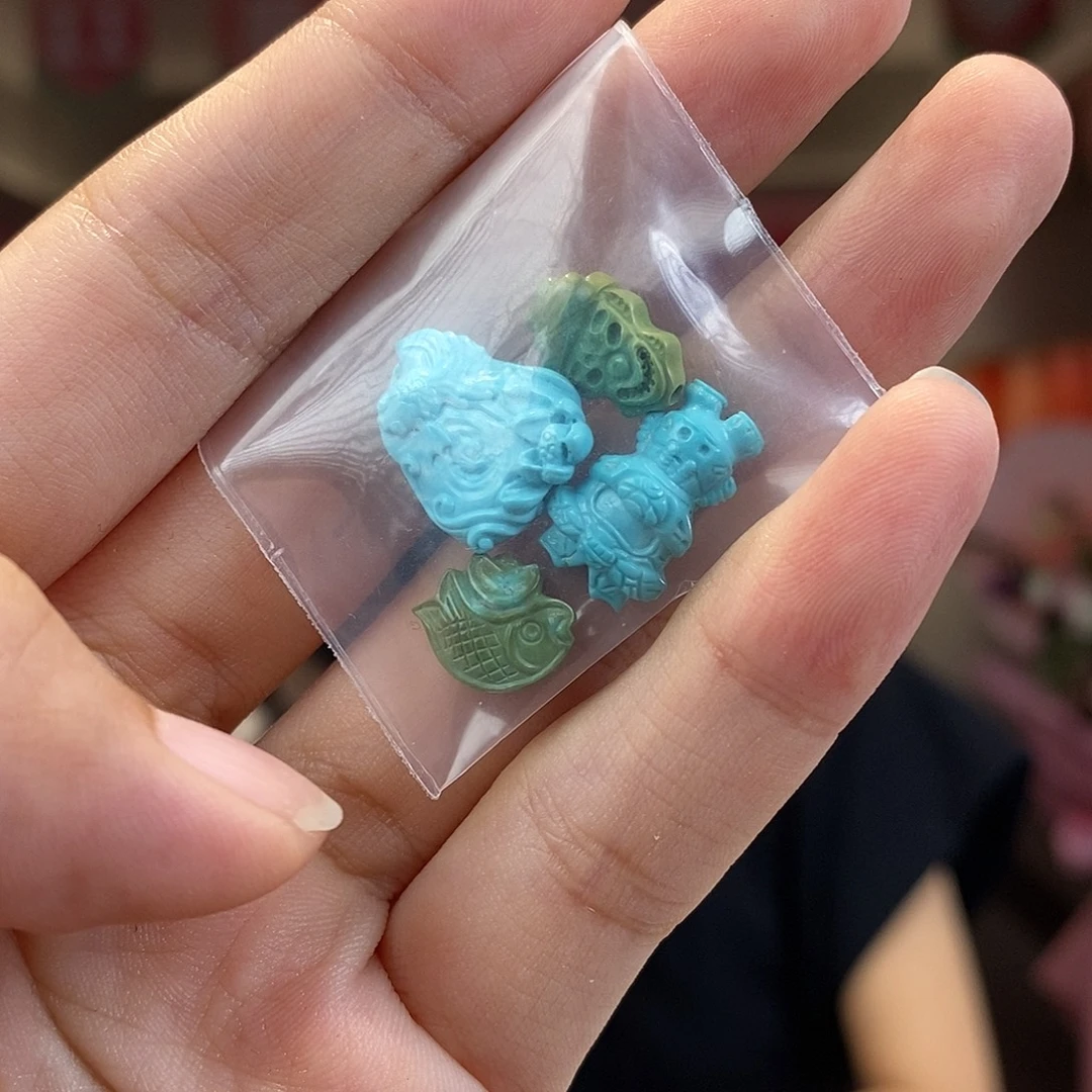 未镶嵌绿松石珠宝奇石