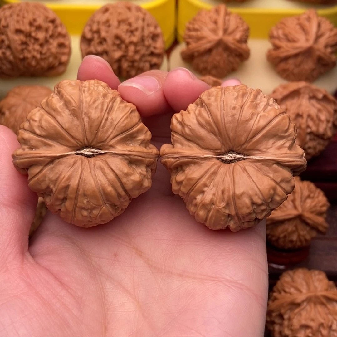 文玩核桃把件精品老树南瓜墩44