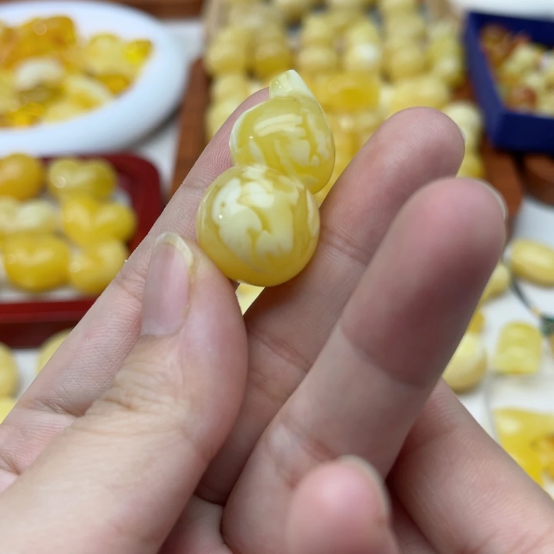 【闪购商品】未镶嵌蜜蜡裸石定制