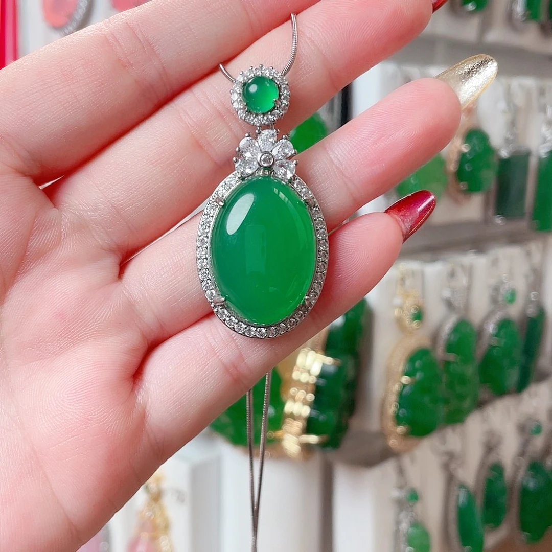 玛瑙/玉髓吊坠(赠链)未镶嵌