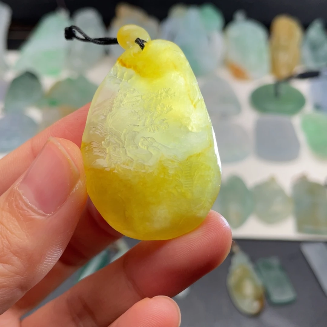 定制翡翠未镶嵌毛货山水