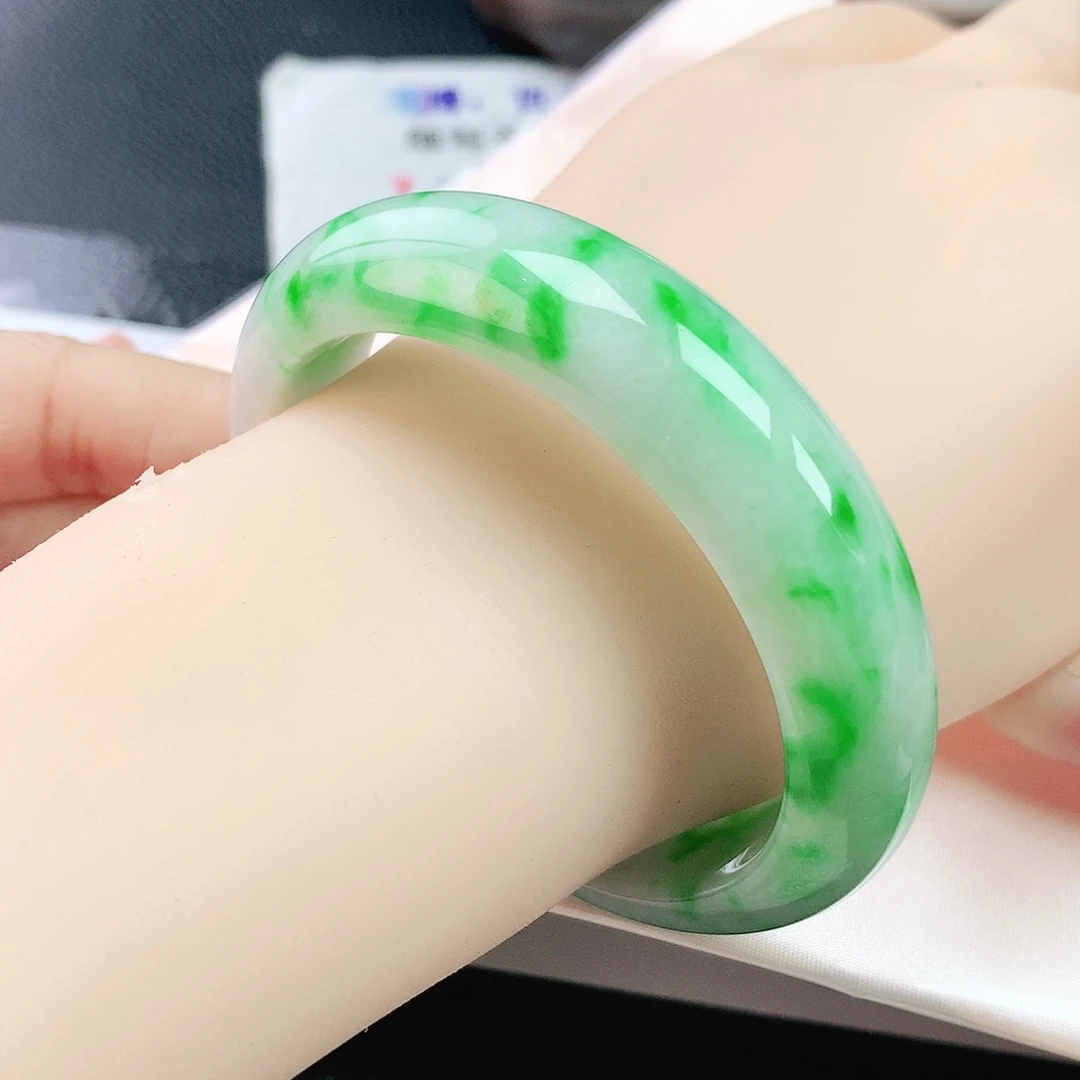 未镶嵌手镯翡翠57轮胎