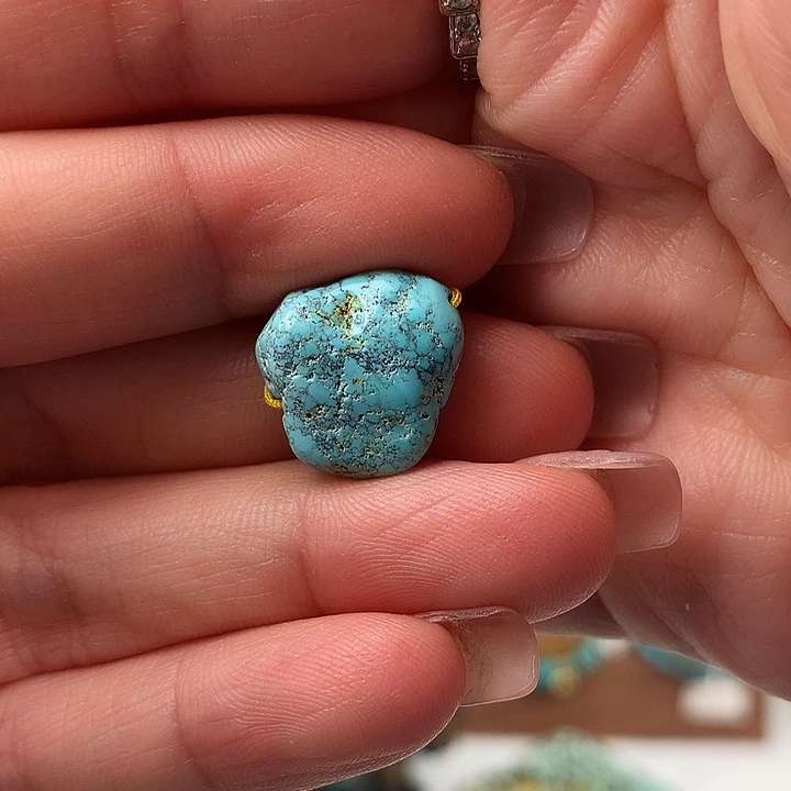 绿松石未镶嵌原矿