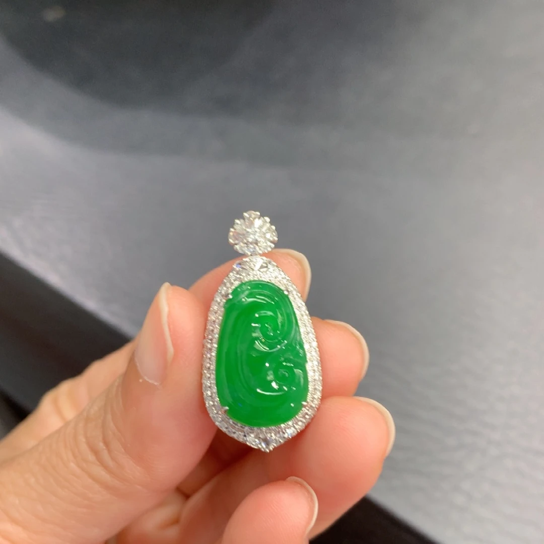 翡翠18K金镶嵌吊坠(不含链)