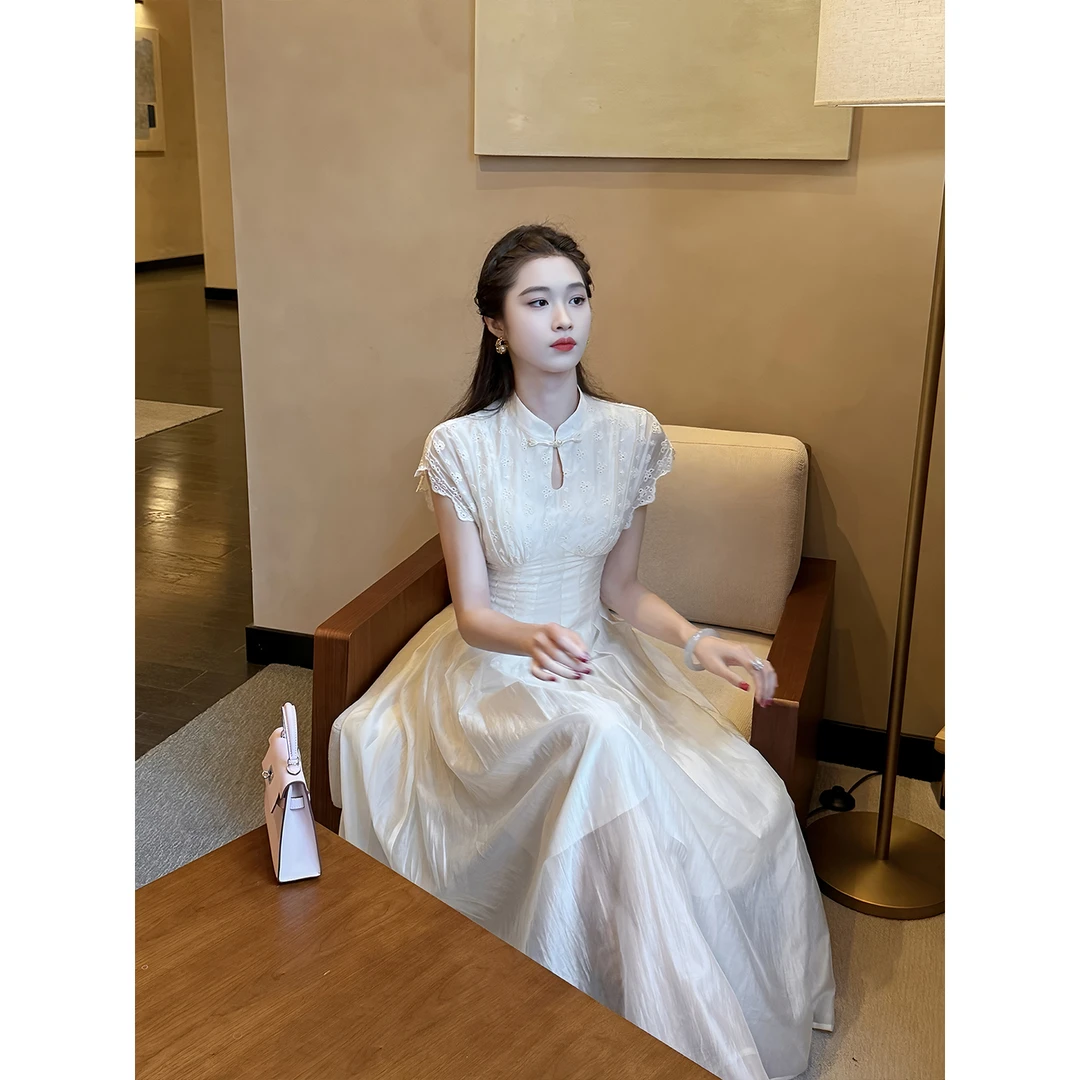 凌茜恣禾【月白霜】国风新中式米杏绣花旗袍温婉优雅气质显瘦旗袍裙
