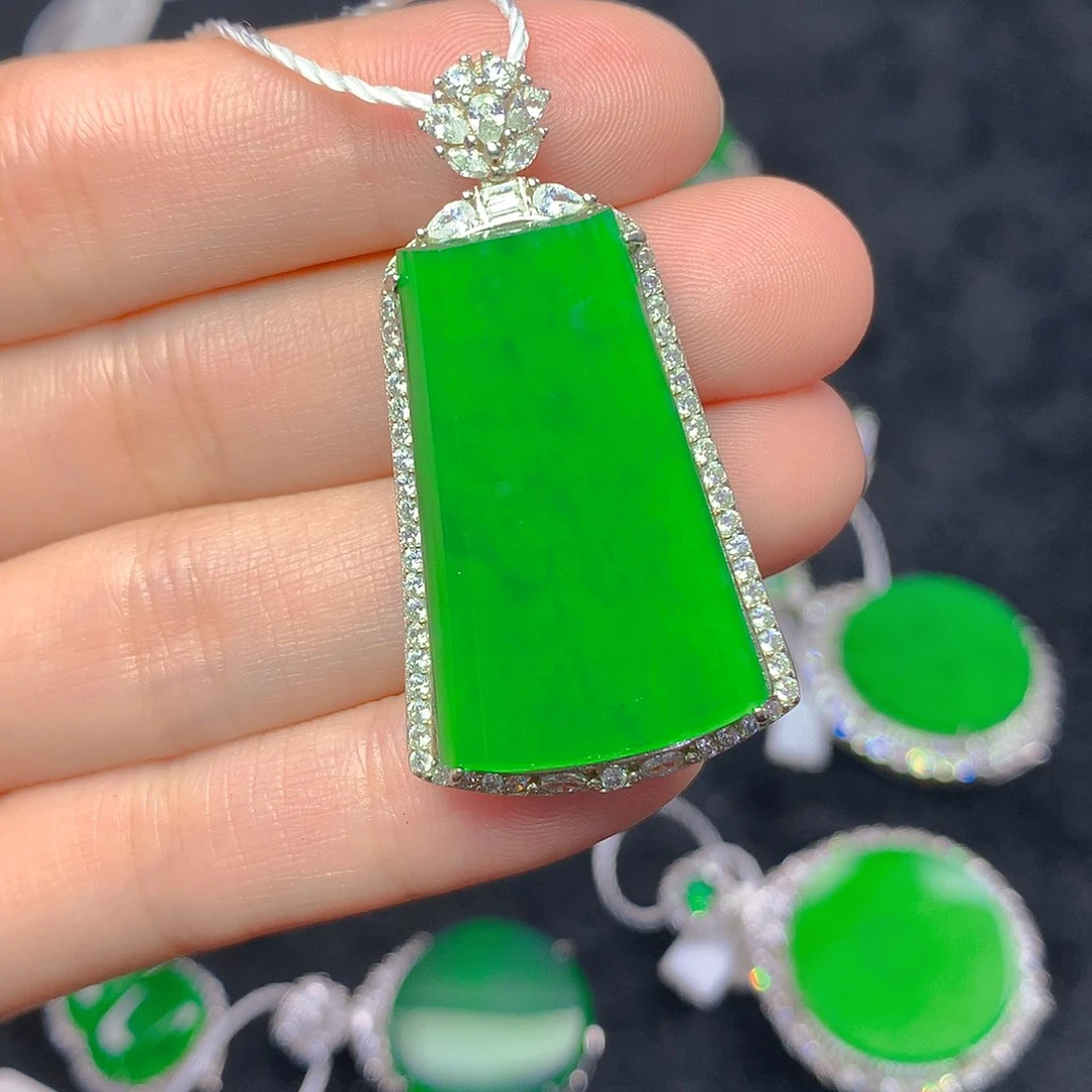 翡翠银S925镶嵌颈饰吊坠