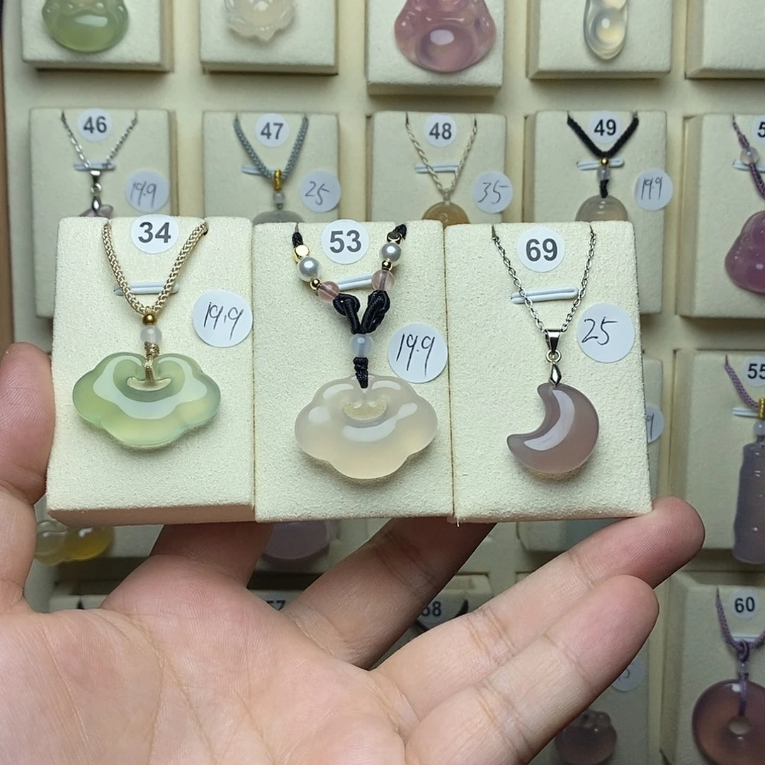 玛瑙/玉髓未镶嵌颈饰