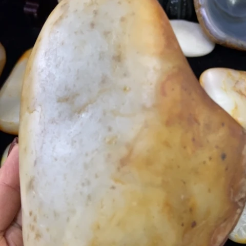 w***白和田玉未镶嵌把件