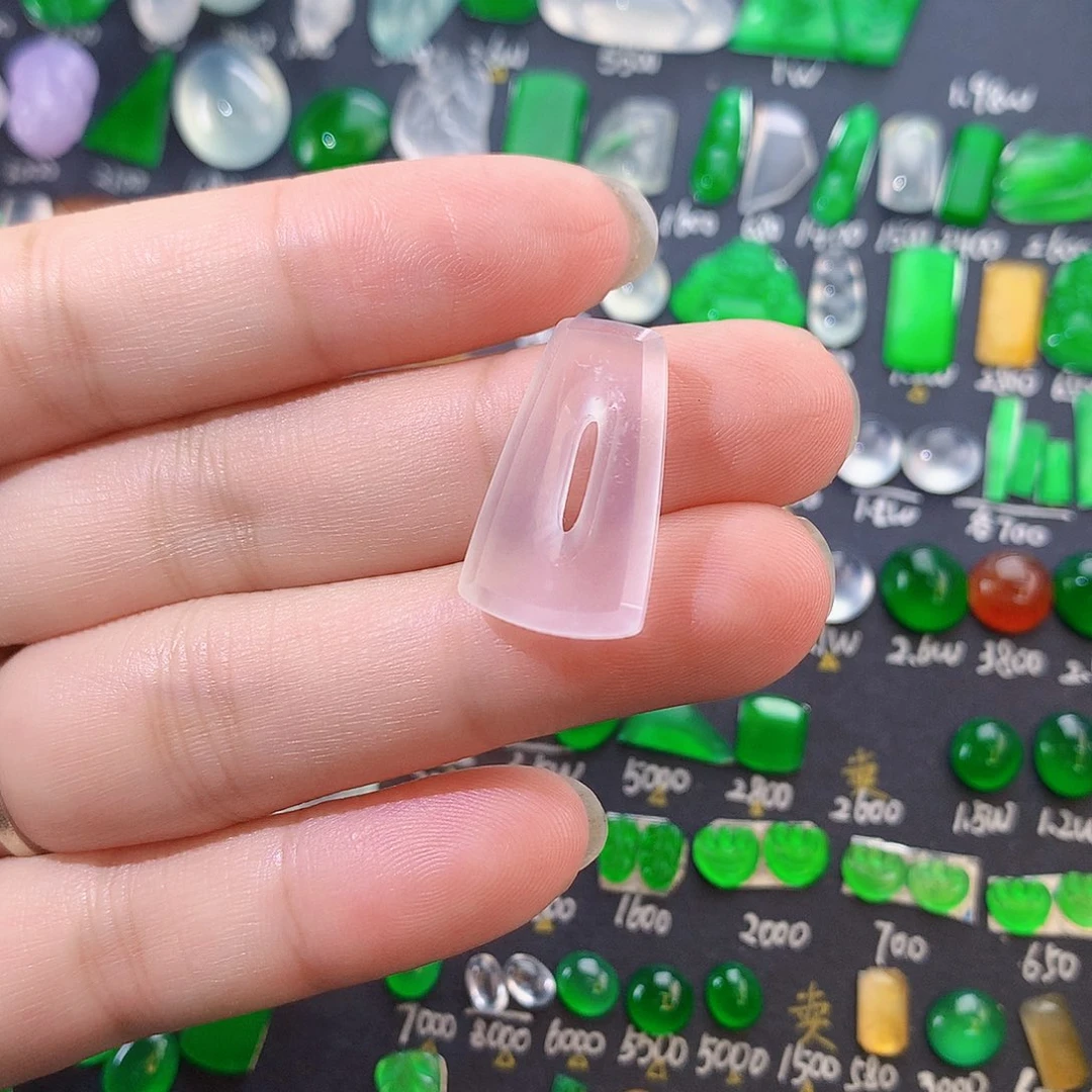 翡翠未镶嵌颈饰纯天然翡翠a货