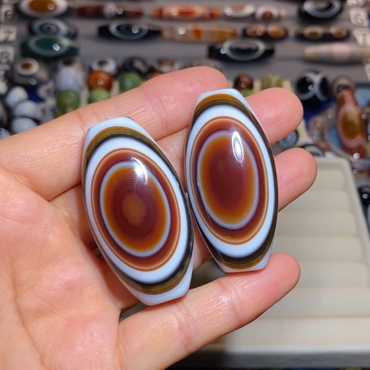 玛瑙/玉髓纯天然玛瑙天眼桶珠合金B****～