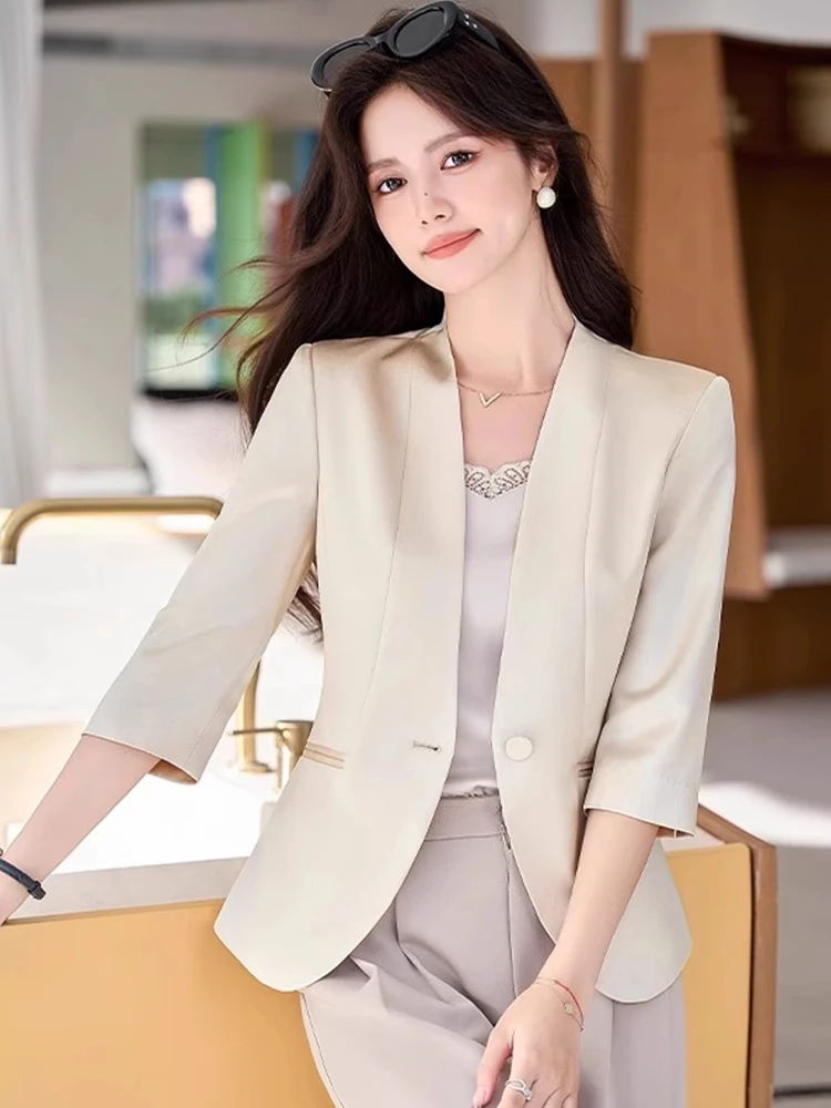 无领七分袖小西装女夏季2025新款修身显瘦短款女款夏天西服薄款