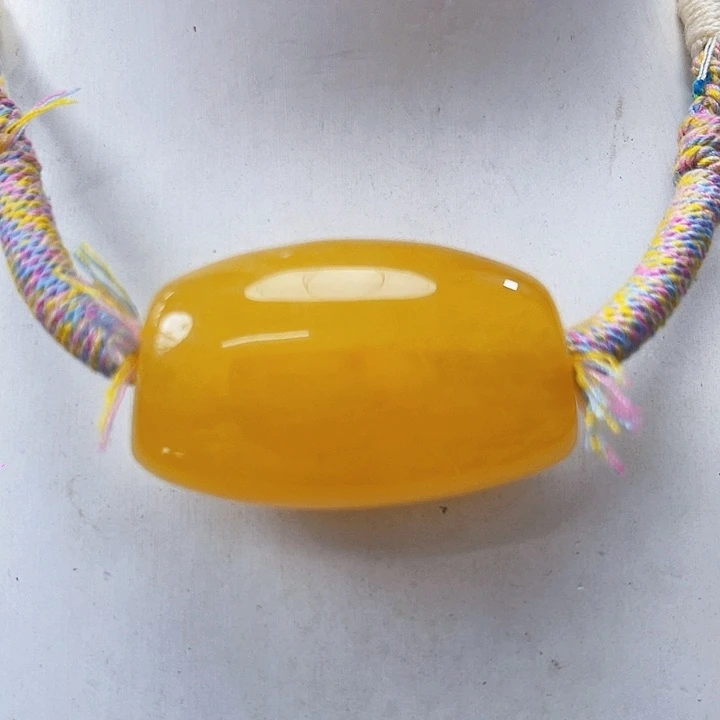 蜜蜡未镶嵌裸石吊坠