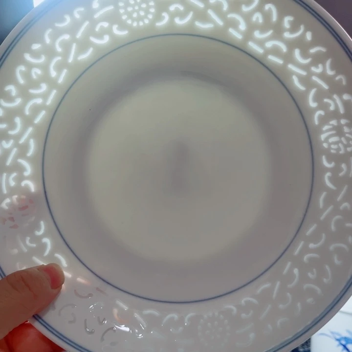 青花玲珑8寸窝盘满雕双福双线
