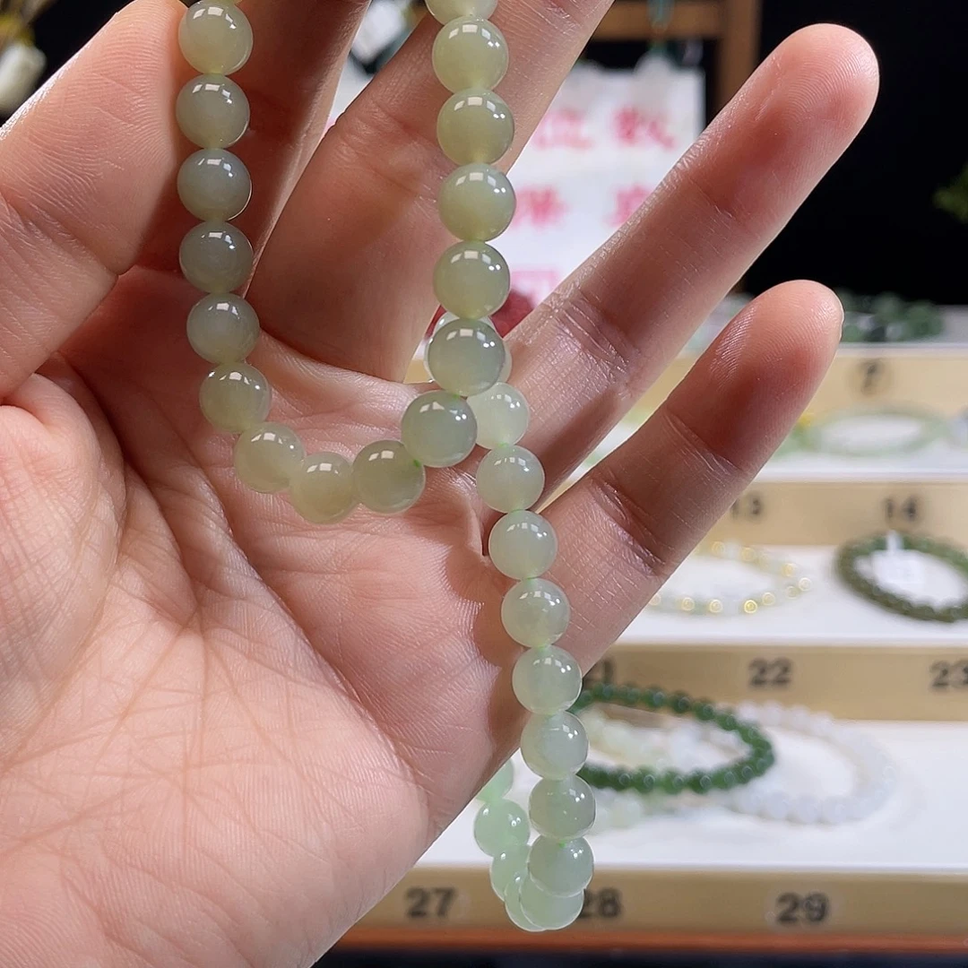 ****和田玉未镶嵌手链