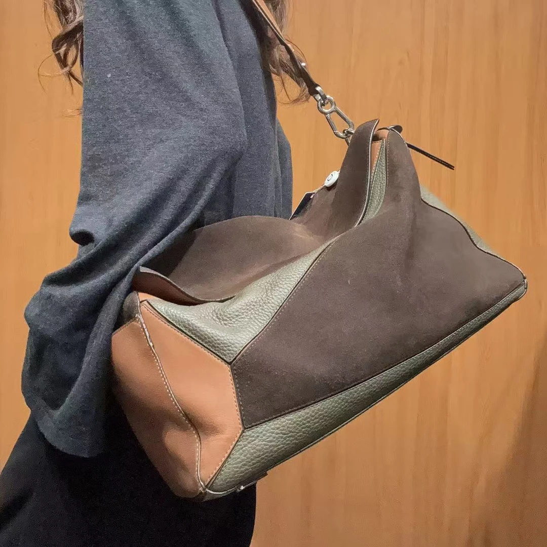 95新 LOEWE/罗意威 【蕾】 77 0984 三拼puzzle斜挎包