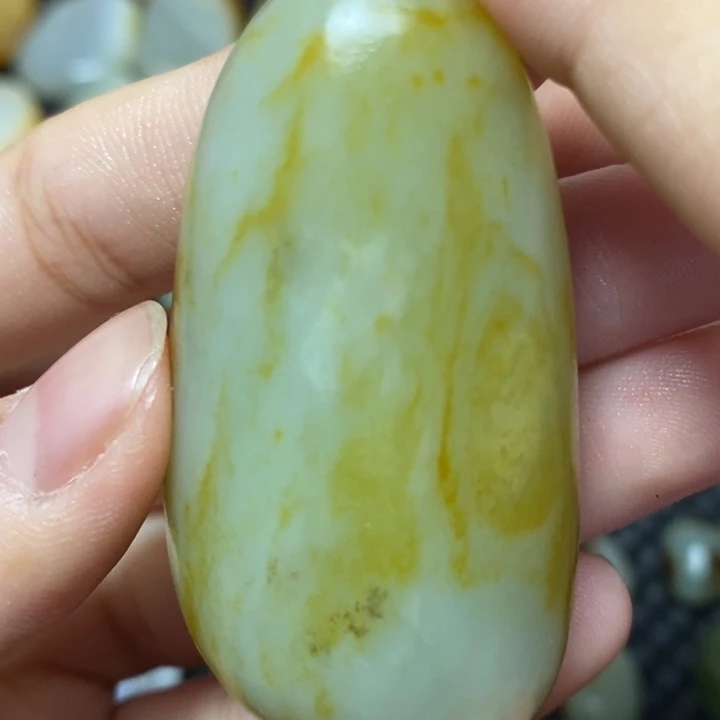 和田玉（糖玉）未镶嵌挂件