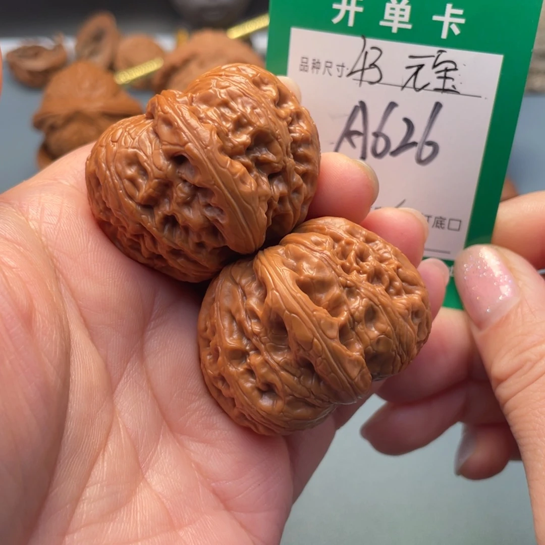 吊坠桃核文玩核桃