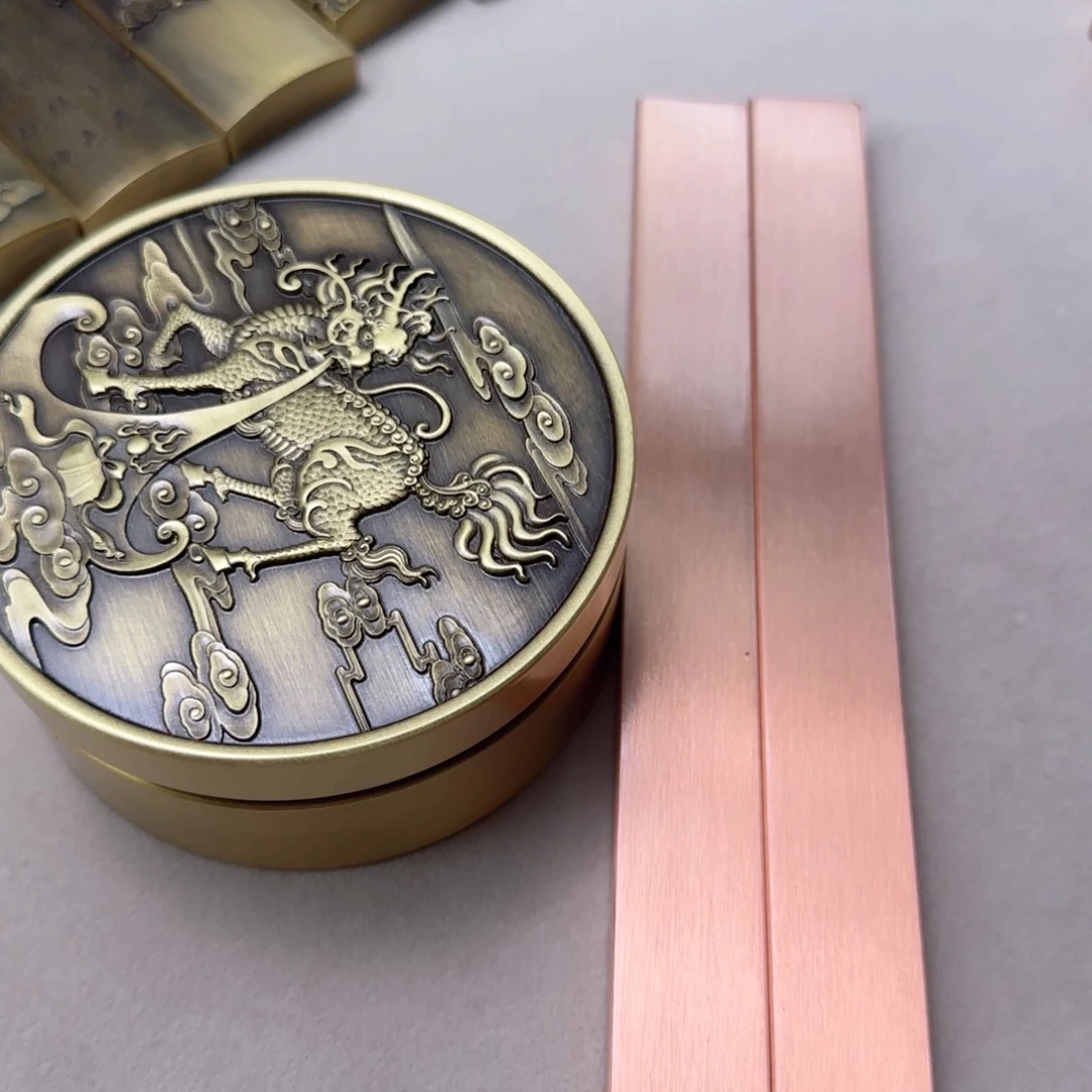 麒麟墨盒一个18厘米紫铜一对