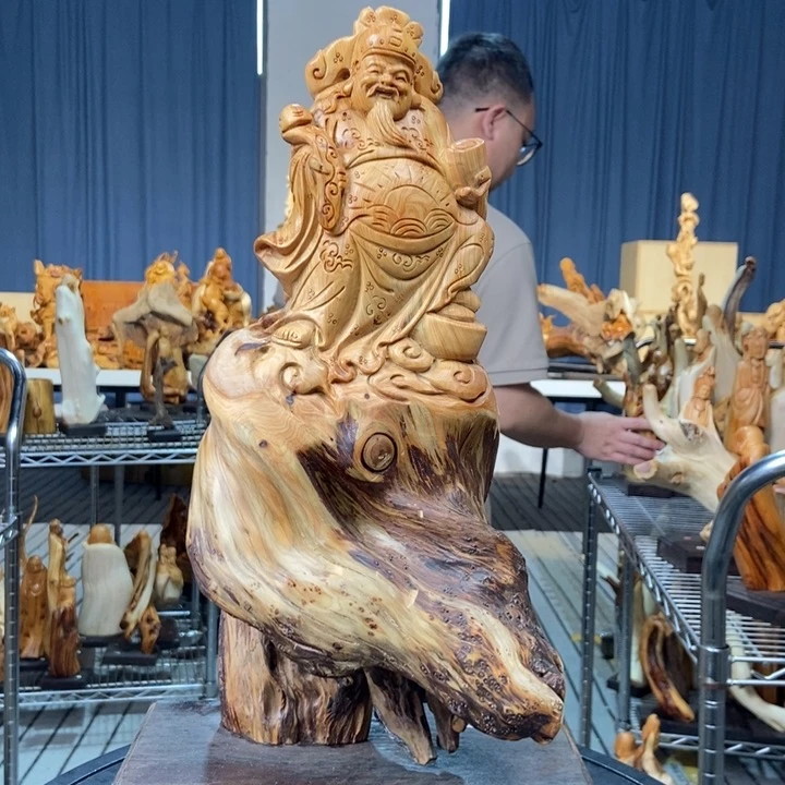 柏木（崖柏）随型摆件