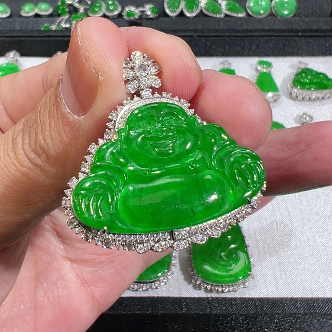 【闪购商品】翡翠吊坠(不含链)18K金镶嵌