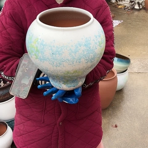 口17高26瑕疵口裂盆