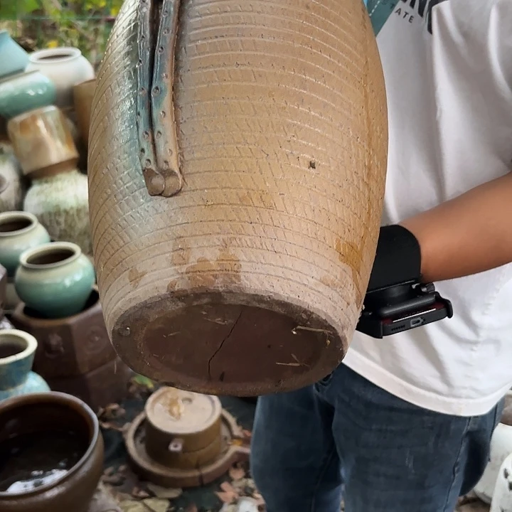 高度41厘米口18厘米瑕疵